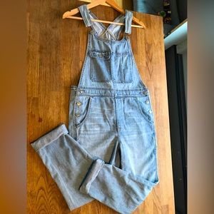 American Eagle 90s Boyfriend Overalls